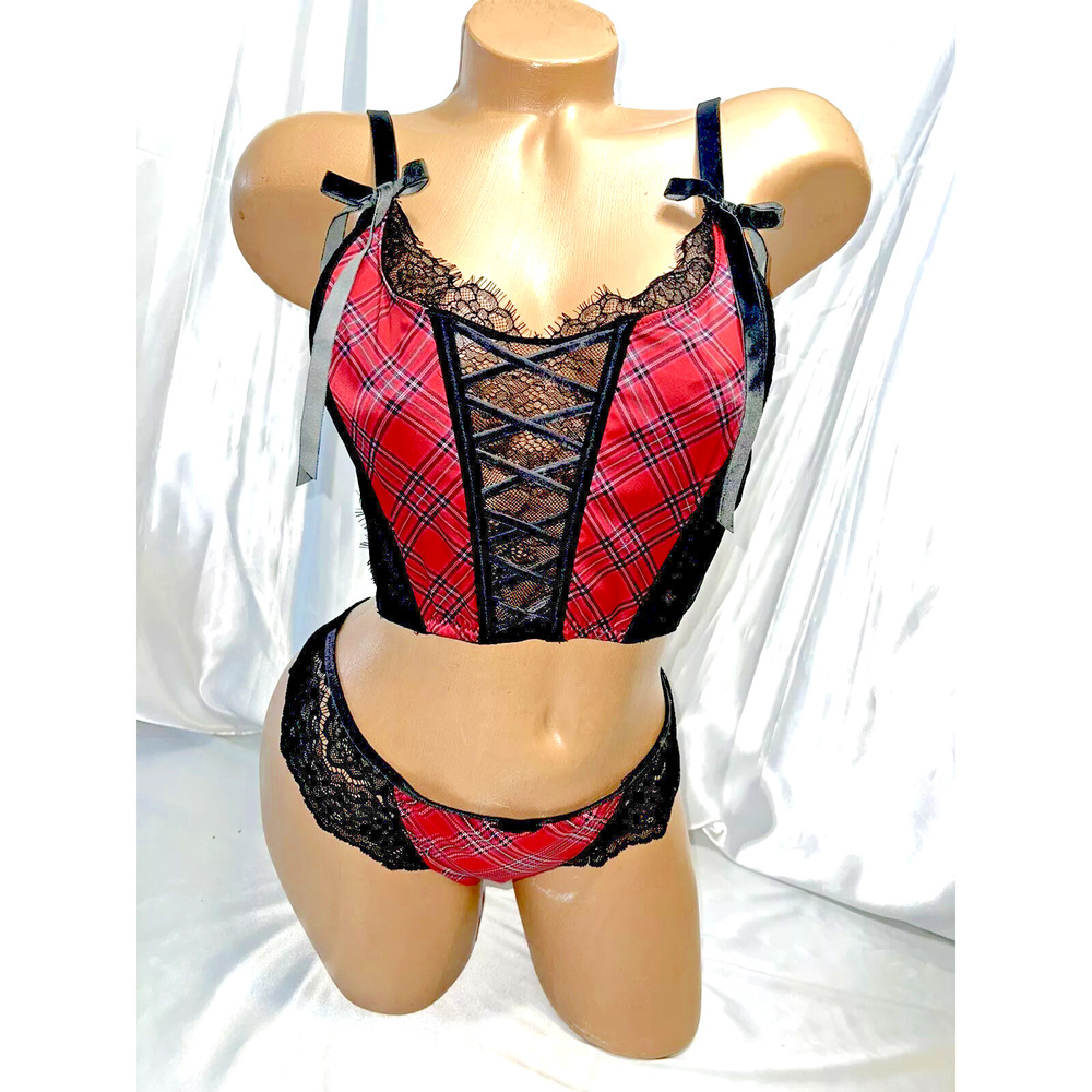 Victorias Secret Dream Angels Unlined Bra Top Lace Up Small Bra Medium Thong Red